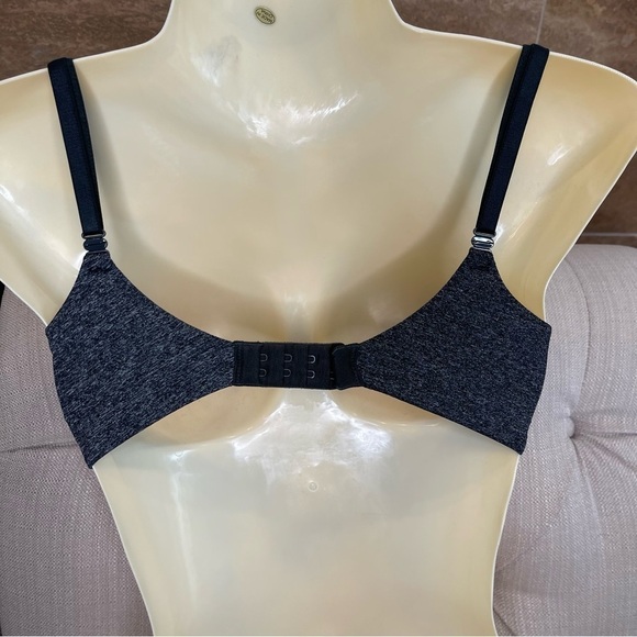 R: Victoria’s Secret Size 32D Women Padded Perfect Coverage Underwired Bra - Picture 2 of 5